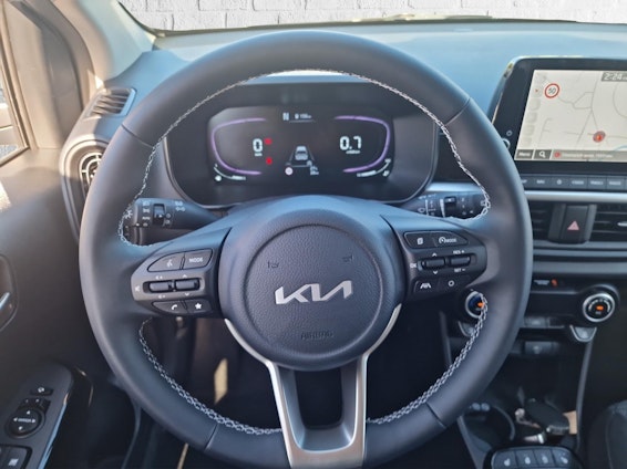 Vehicle image 12 Vehicle image 12