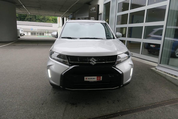First vehicle image