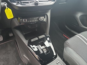 Vehicle image OPEL Corsa 1.2 T Hybrid Sporthilfe