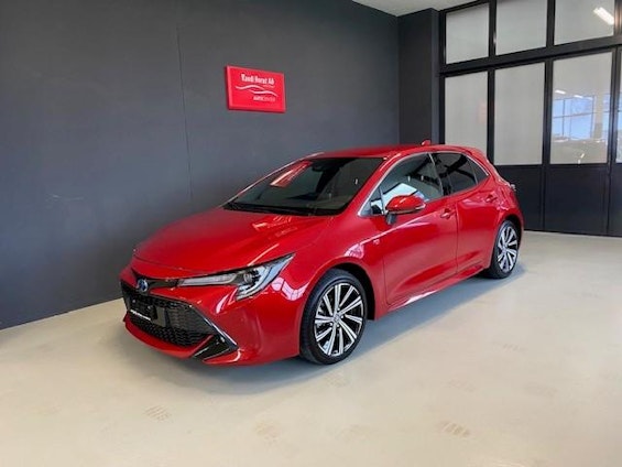 First vehicle image First vehicle image