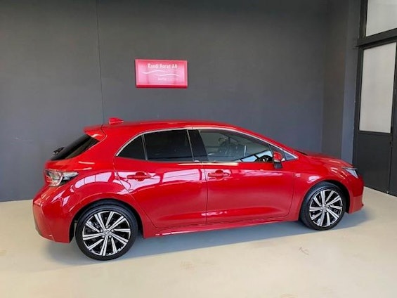 Vehicle image 5 Vehicle image 5