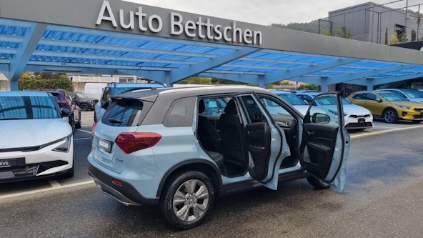 Vehicle image 6 Vehicle image 6