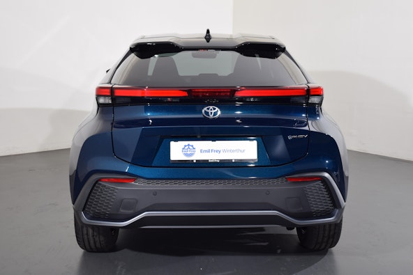 Vehicle image 6