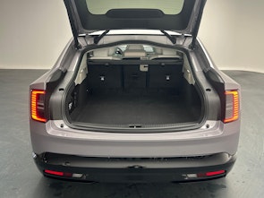 Vehicle image VOLVO ES90 Ultra