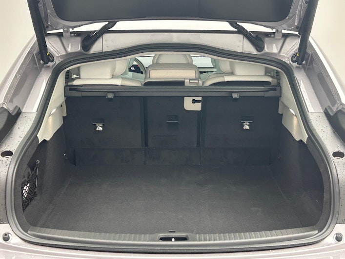 Vehicle image VOLVO ES90