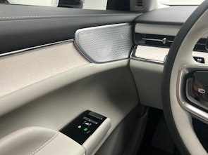 Vehicle image VOLVO ES90 Ultra