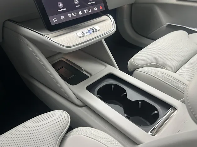 Volvo ES90 Ultra