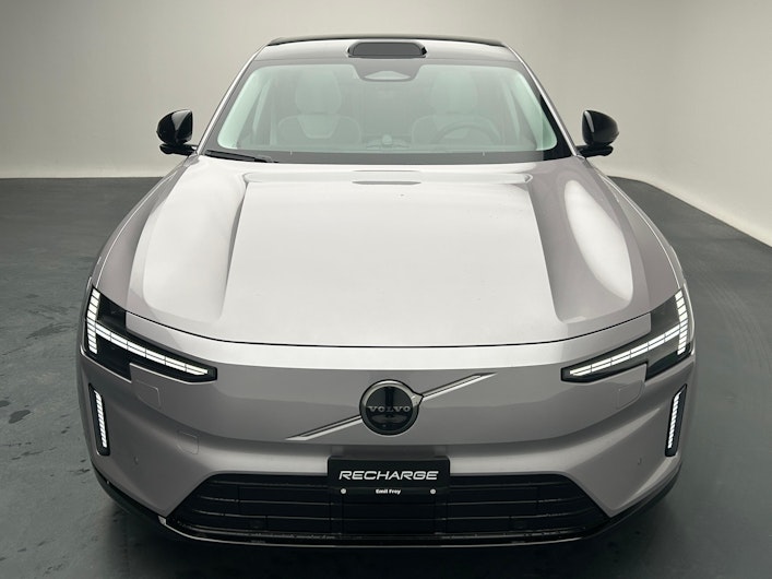 Vehicle image VOLVO ES90