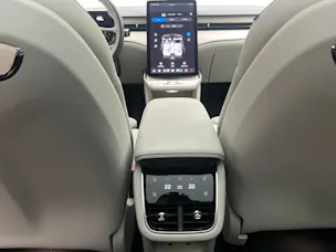 Volvo ES90 Ultra