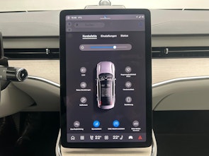 Vehicle image VOLVO ES90 Ultra