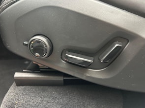 Vehicle image VOLVO XC90 2.0 T8 TE Ultra Dark eAWD