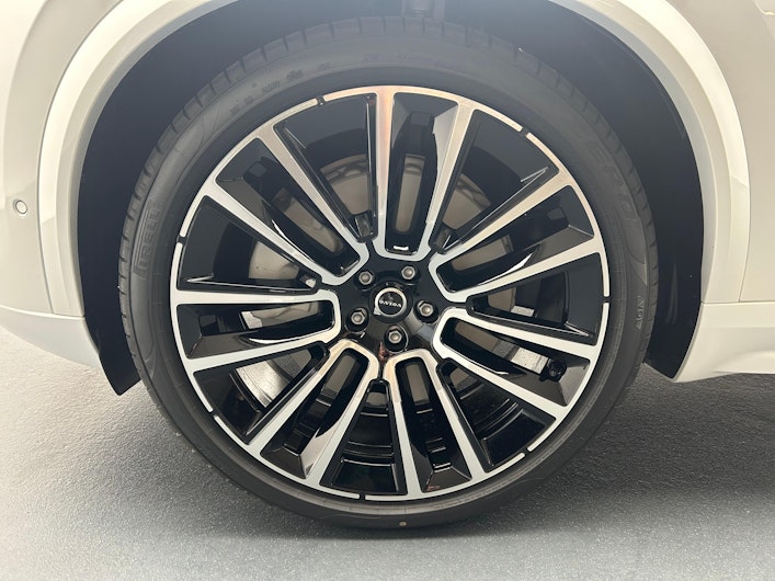 Vehicle image VOLVO XC90