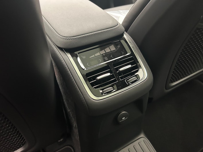 Vehicle image VOLVO XC90