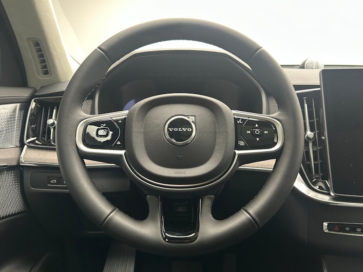 Vehicle image VOLVO XC90