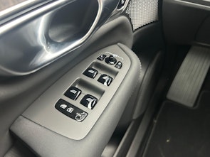 Vehicle image VOLVO XC90 2.0 T8 TE Ultra Bright eAWD