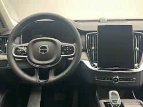 Vehicle image VOLVO XC90 2.0 T8 TE Ultra Bright eAWD