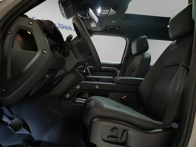 Land Rover Defender 110 2.0 P300e X-Dynamic SE (Plug-in Hybrid)