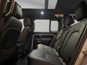 immagine del veicolo LAND ROVER Defender 110 2.0 P300e X-Dynamic SE (Plug-in Hybrid)