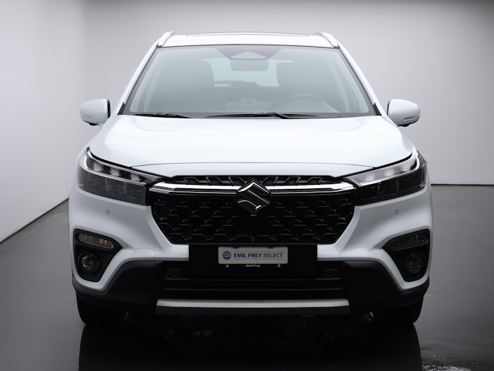 Vehicle image SUZUKI S-CROSS
