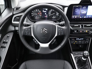 Vehicle image SUZUKI S-Cross 1.4 T Compact Top Hybrid 4x4