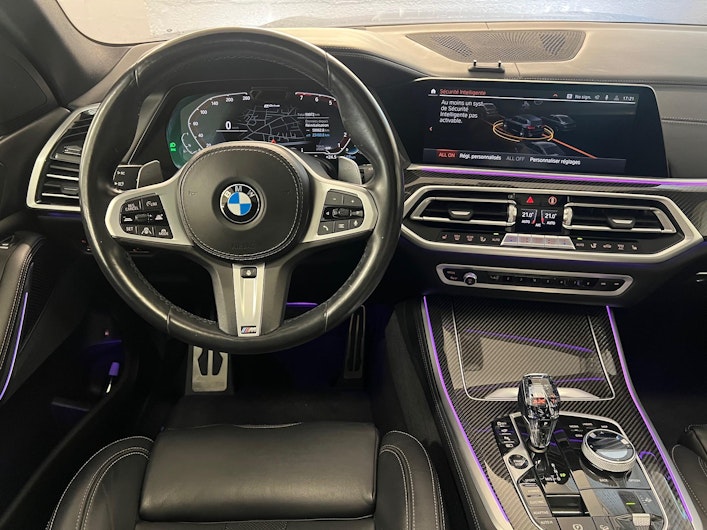 Vehicle image BMW X5