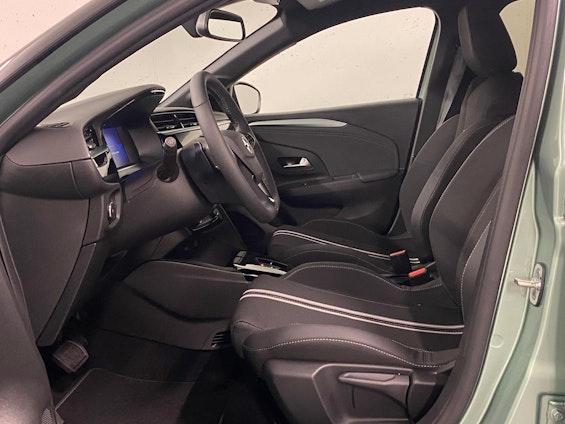 Vehicle image 5 Vehicle image 5