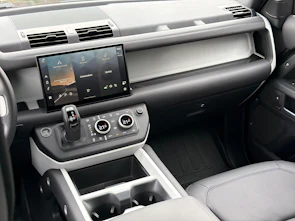 immagine del veicolo LAND ROVER Defender 110 3.0 D I6 300 X-Dynamic HSE