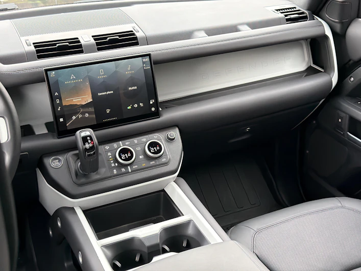 immagine del veicolo LAND ROVER DEFENDER