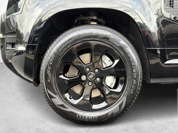 immagine del veicolo LAND ROVER DEFENDER