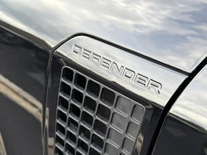 immagine del veicolo LAND ROVER Defender 110 3.0 D I6 300 X-Dynamic HSE