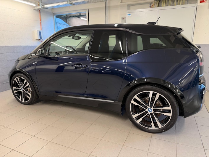 Vehicle image BMW i3