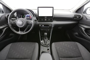 Vehicle image TOYOTA Yaris 1.5 VVT-i HSD Trend