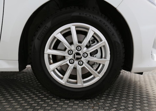 Vehicle image 9 Vehicle image 9