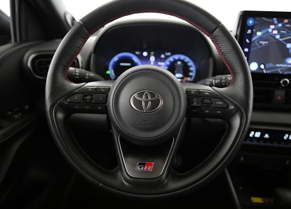 Vehicle image 5 Vehicle image 5