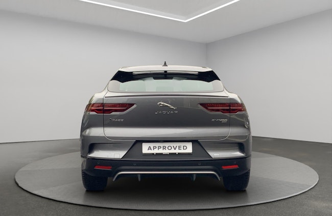 Vehicle image 4 Vehicle image 4