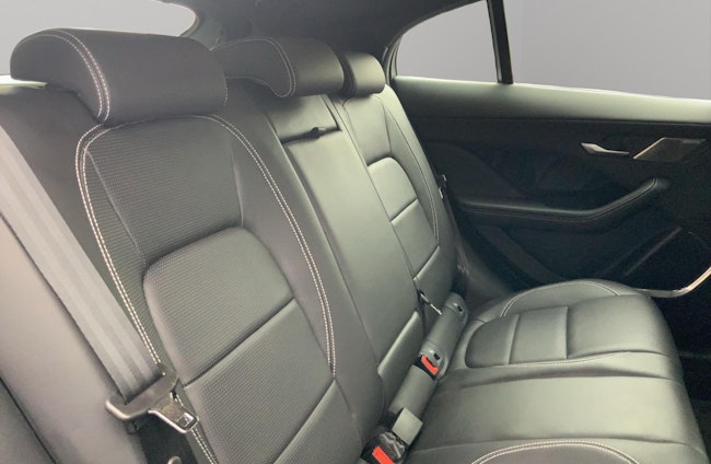 Vehicle image 6 Vehicle image 6