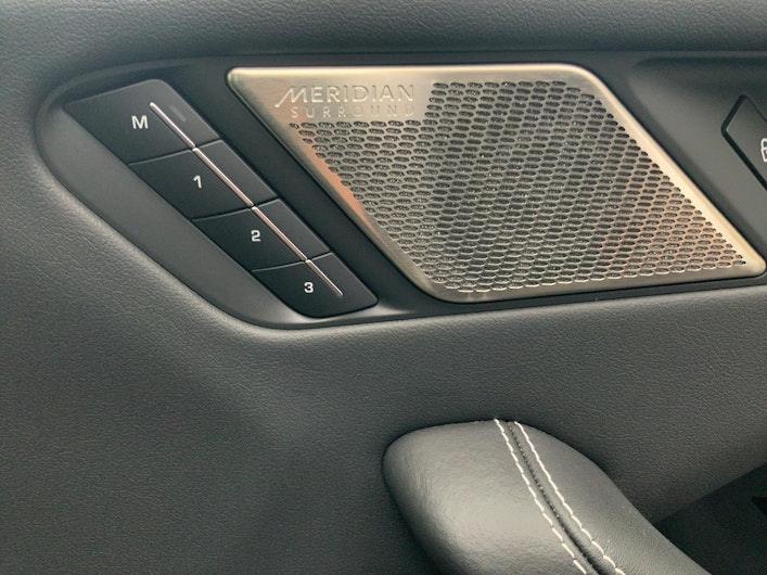 Vehicle image JAGUAR I-PACE