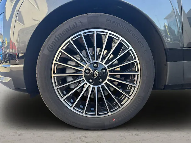 Hyundai Ioniq 9 Calligraphy 4WD