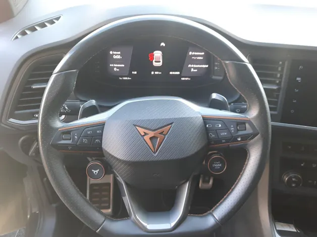 SEAT Cupra Ateca 2.0 TSI 4Drive DSG mit Akrapovic Auspuffanlage