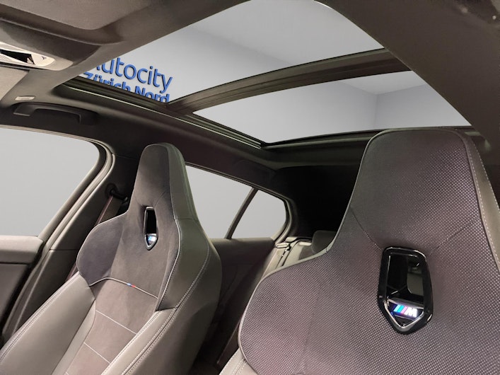 Vehicle image BMW 1 SERIES