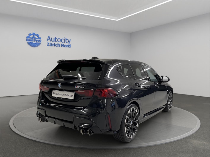 Vehicle image BMW 1 SERIES