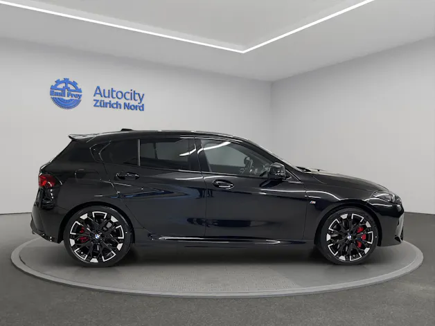 BMW M135i xDrive