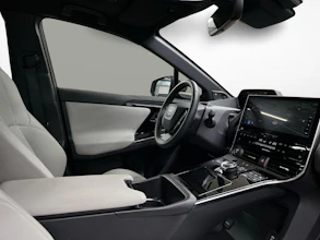 https://vehicle.imgix.net/4018836/62c887f3-df32-4dfd-915e-97866ac3103c.jpg