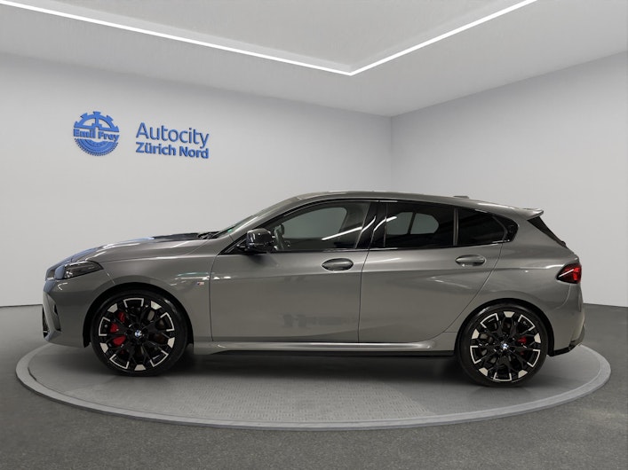 Vehicle image BMW 1 SERIES