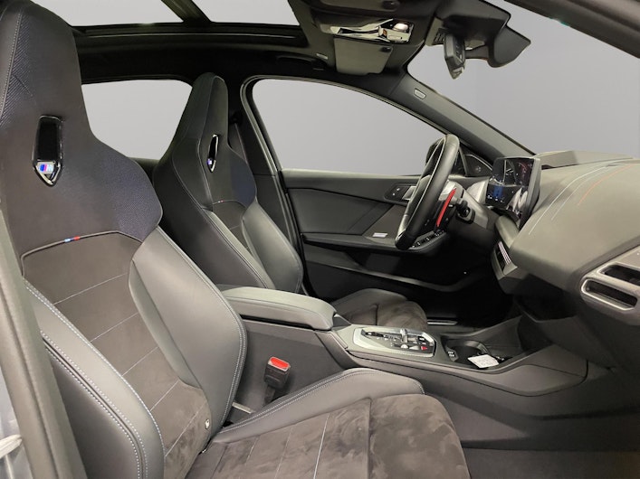 Vehicle image BMW 1 SERIES