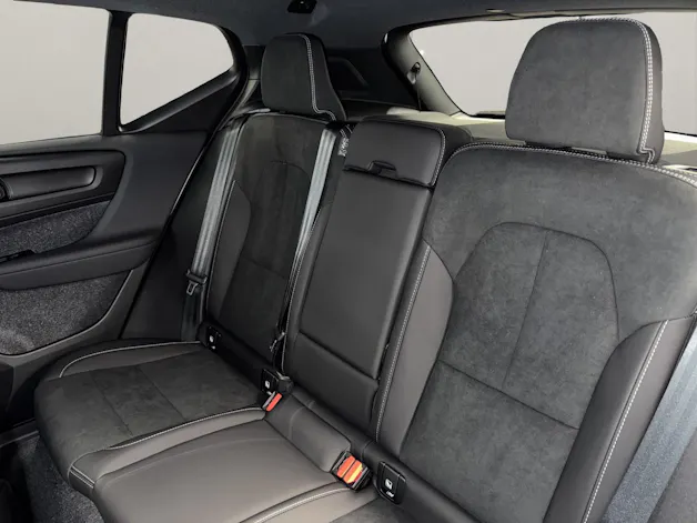 Volvo EX40 Twin Plus AWD
