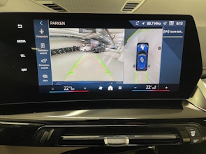 Vehicle image BMW X1 20d xDrive paddles