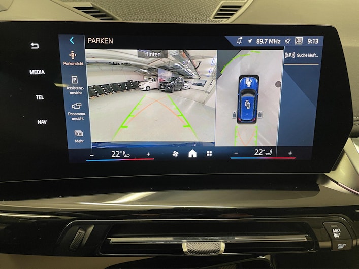 Vehicle image BMW X1