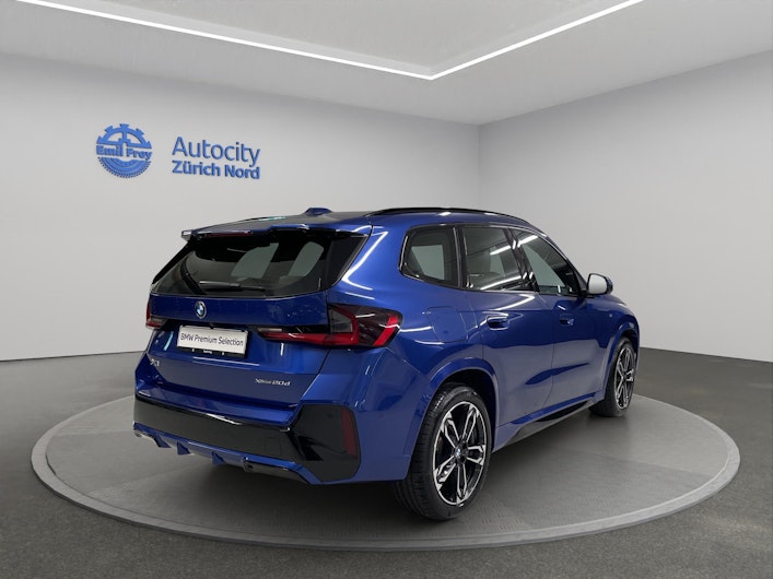 Vehicle image BMW X1