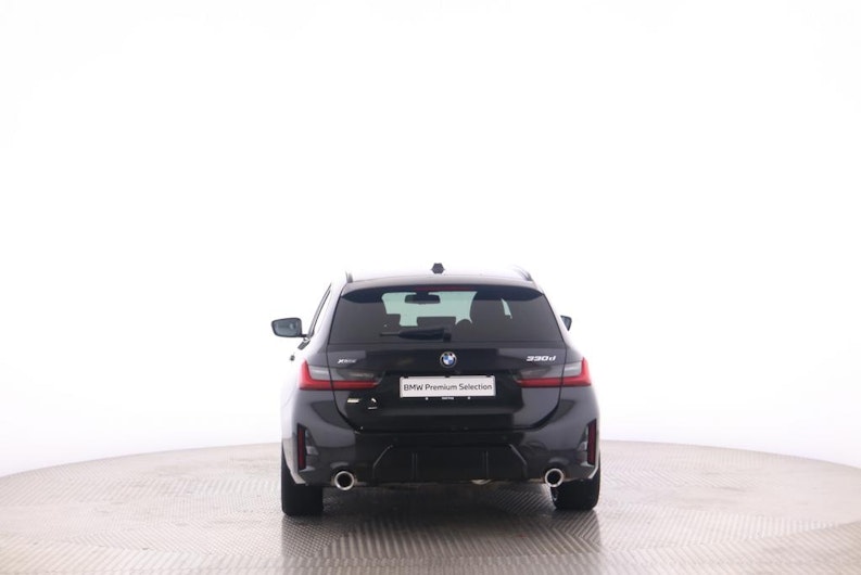 Vehicle image BMW 3 SERIES